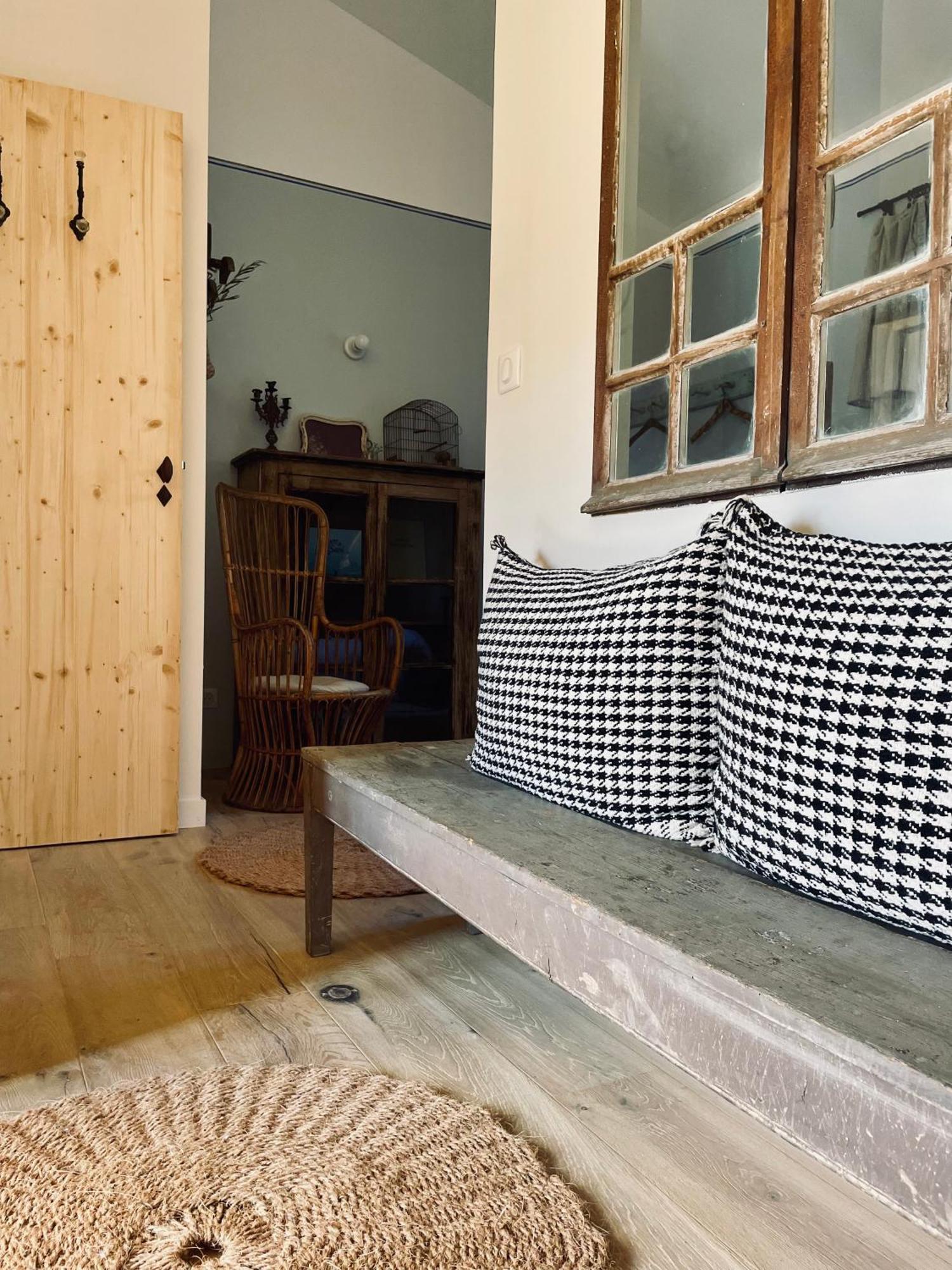 Les Appartements Du Saint Thiers, La Provence Dans Un Coin De La Drome Et L'Esprit D'Une Maison D'Hotes A Saou Kültér fotó