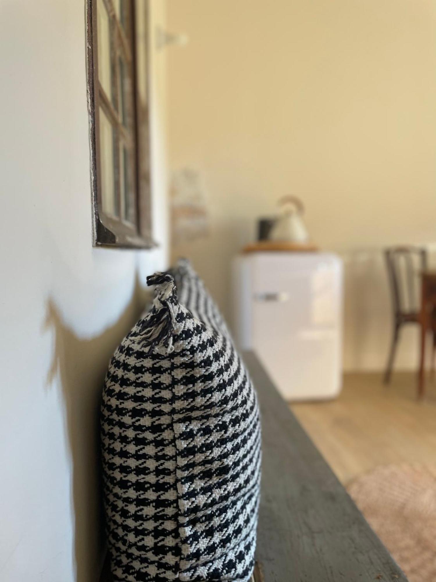 Les Appartements Du Saint Thiers, La Provence Dans Un Coin De La Drome Et L'Esprit D'Une Maison D'Hotes A Saou Kültér fotó