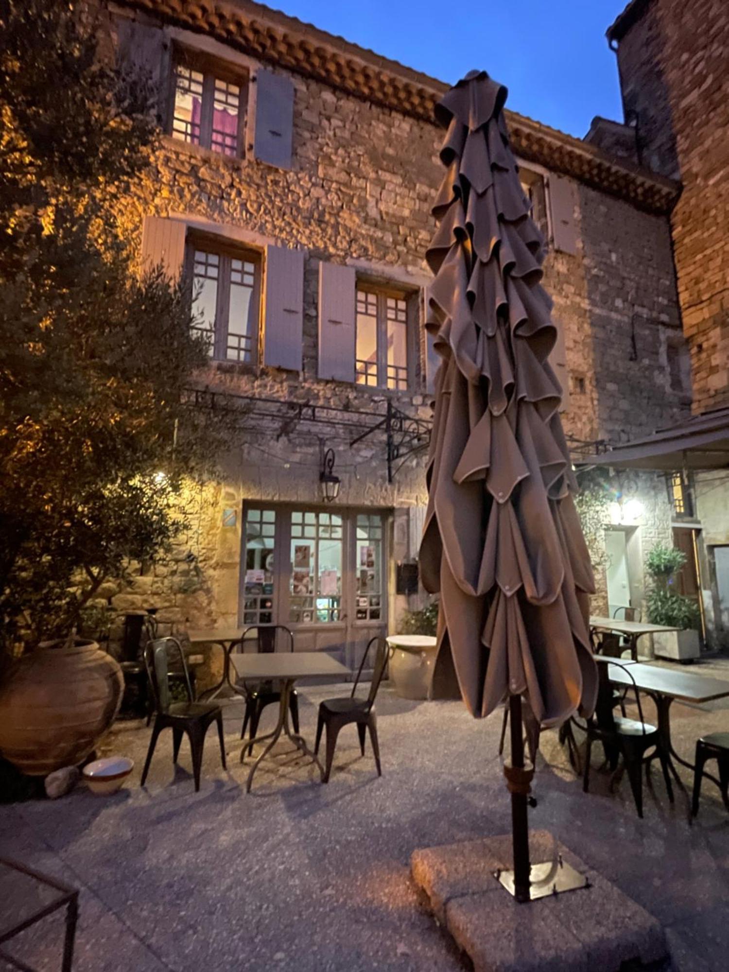 Les Appartements Du Saint Thiers, La Provence Dans Un Coin De La Drome Et L'Esprit D'Une Maison D'Hotes A Saou Kültér fotó